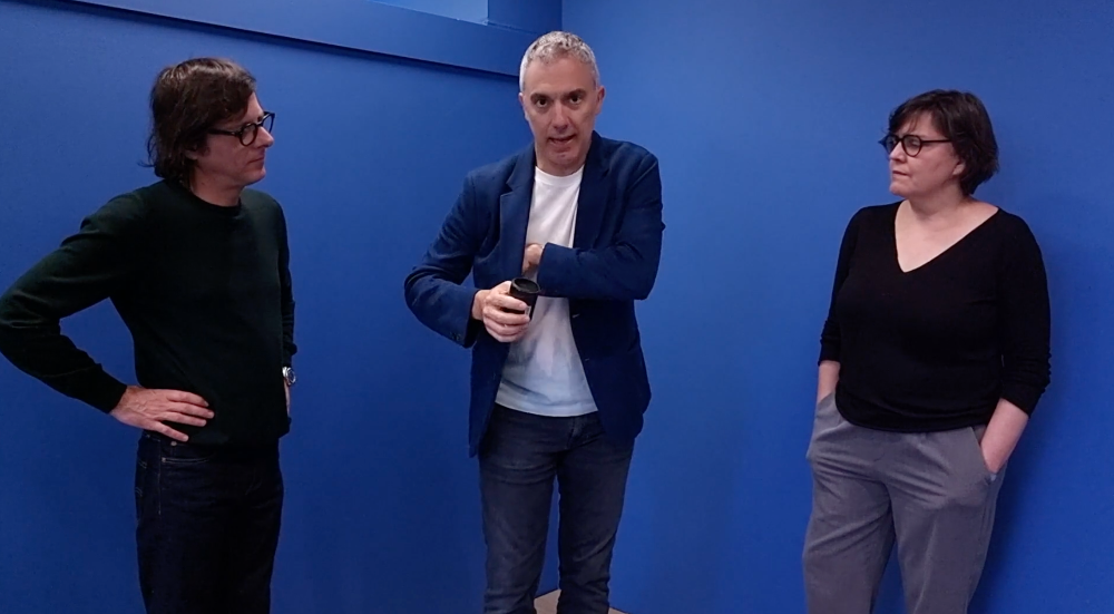 Cargar video: La distinta - Demo